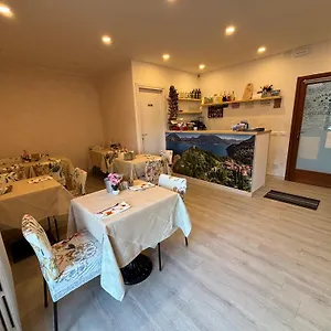 Diffuso Il Portichetto Vezio Hotel