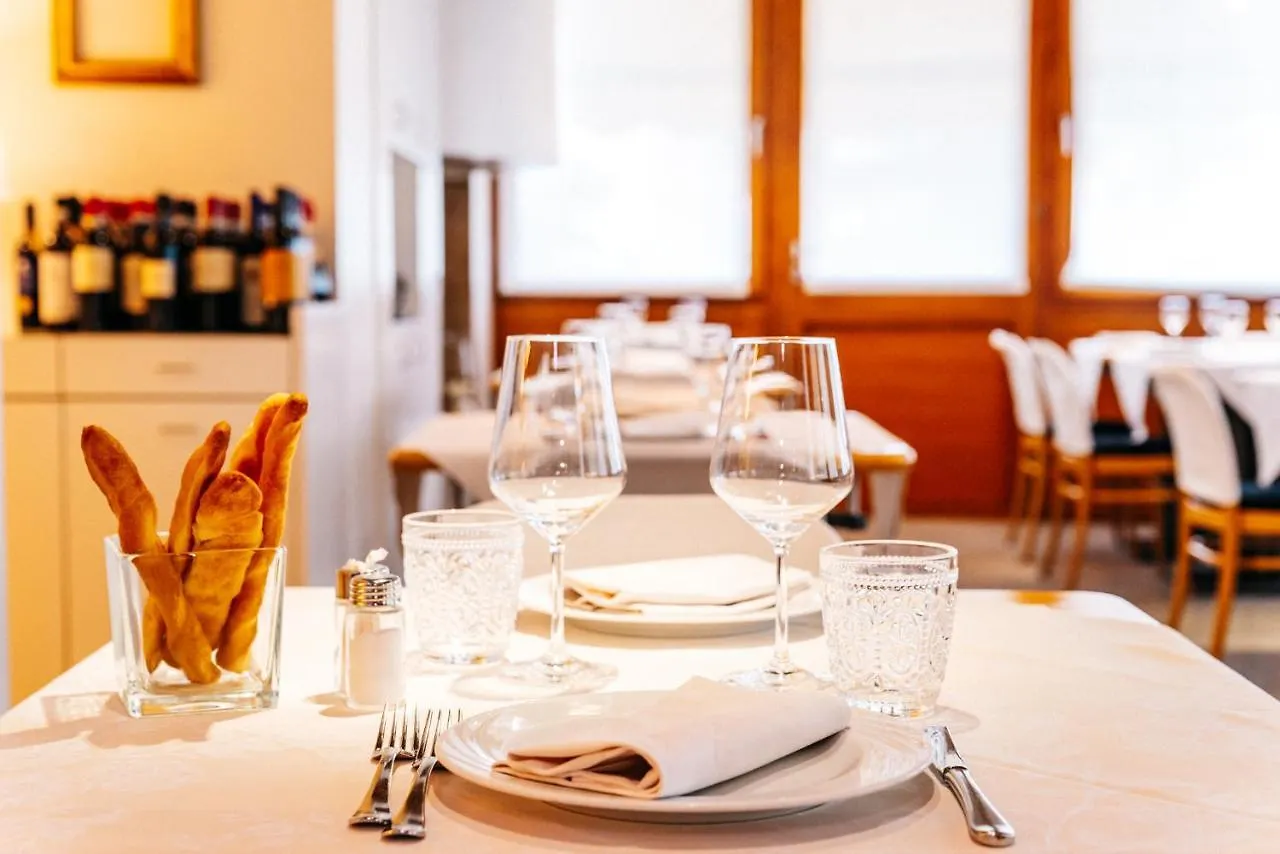 Albergo Sorriso Darfo Boario Terme 3*,  Italy