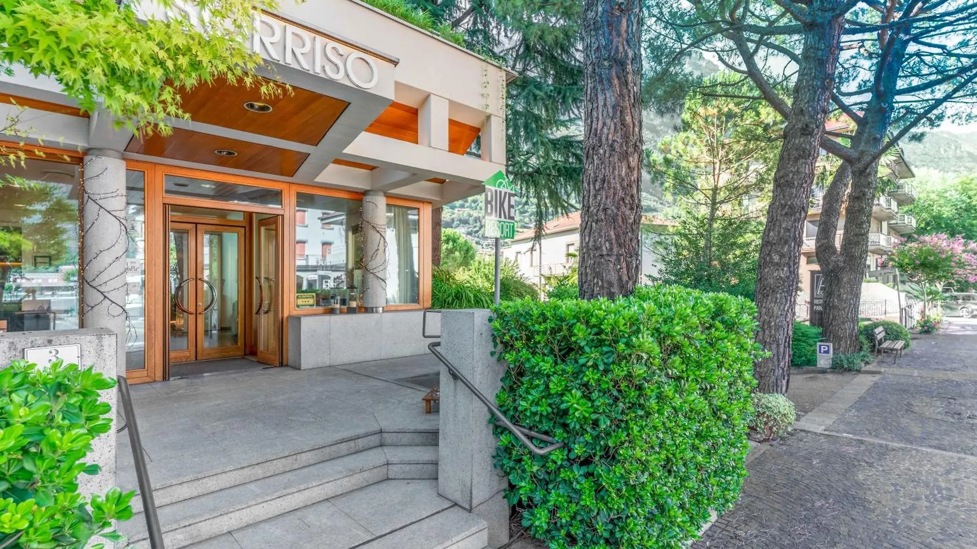 Albergo Sorriso Darfo Boario Terme 3*,  Italy